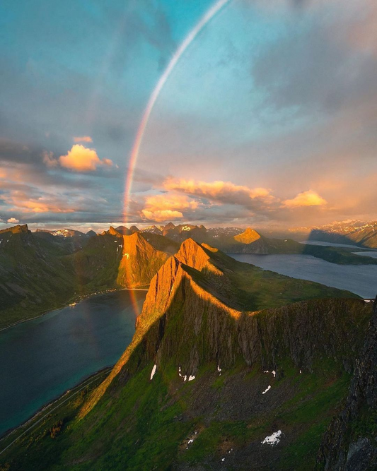 Teardrop Style and Choice: Cremation Jewelry