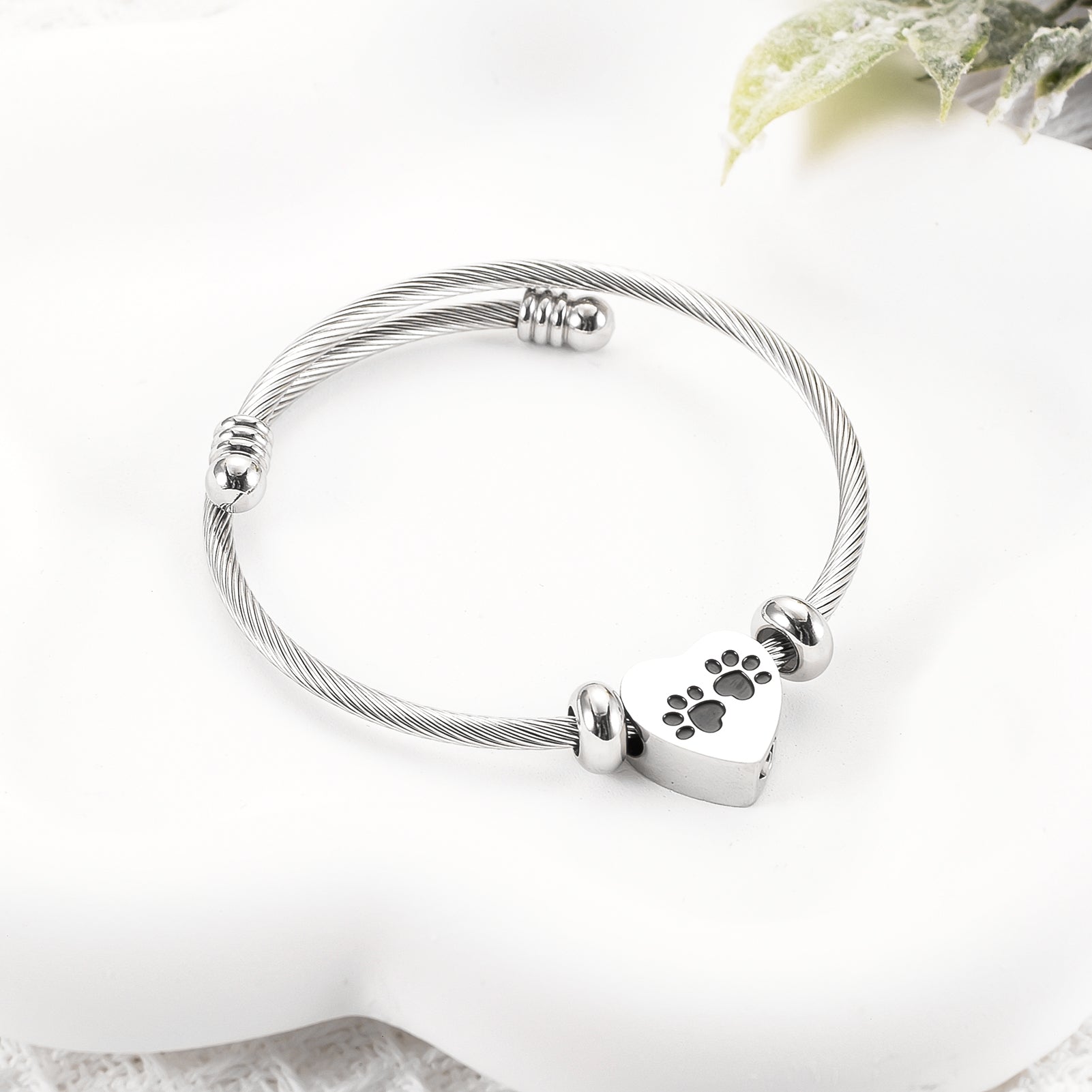 Heart and Paws Cremation Bracelet for Ashes - CREMATIONJEWELRYHUB